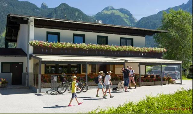 Karwendel Camping und Achenseer Hüttendörfl restaurant